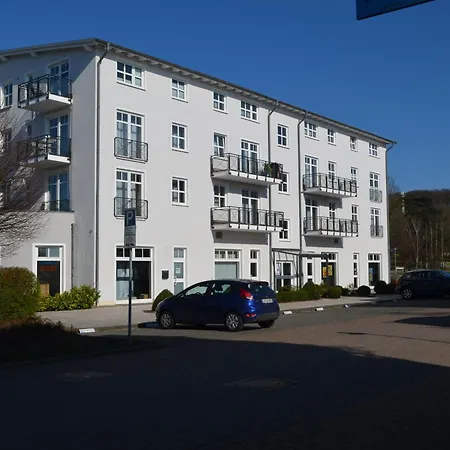 10 Im Haus Hühnergott Im Seepark Sellin (Rugen)