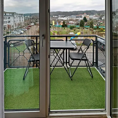 10 Im Haus Hühnergott Im Seepark Apartment Sellin (Rugen)